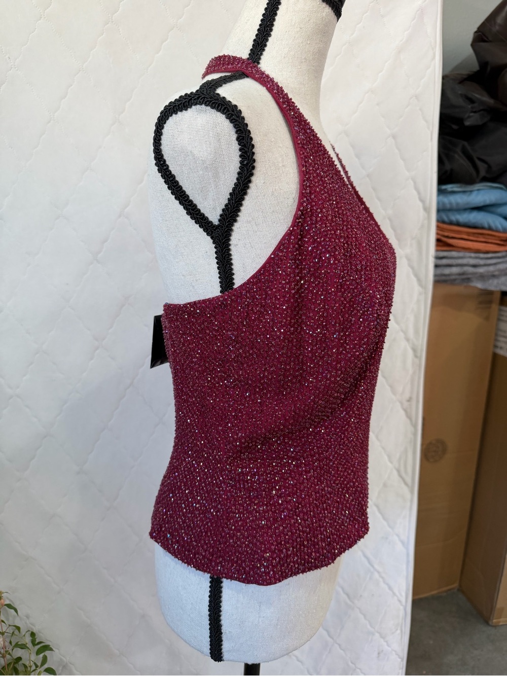 NWT Vintage Beaded Carmén Marc Valvo Halter Top in Burgundy - Picture 5 of 8